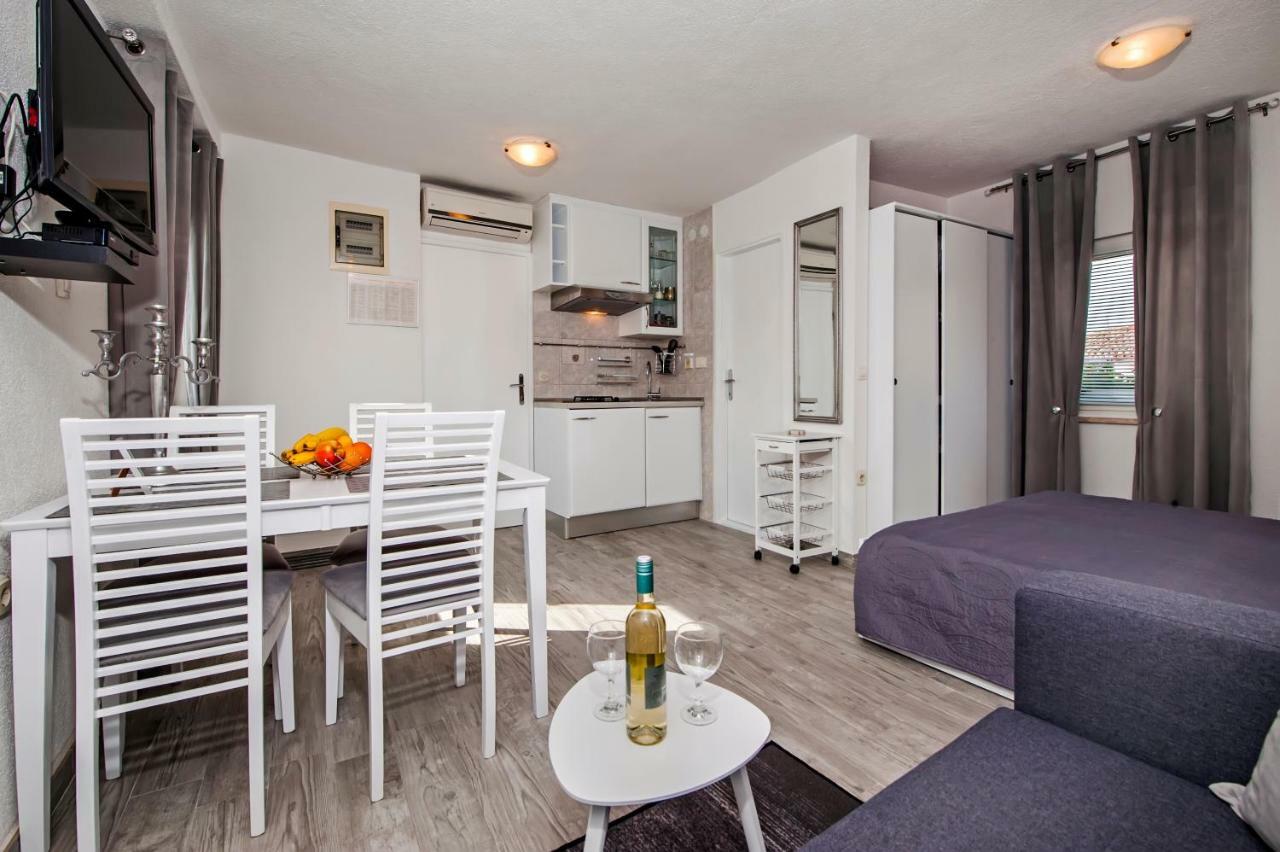 Studio Apartment Sunce Ρόβινι Εξωτερικό φωτογραφία